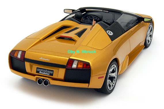 14041 AutoArt Lamborghini Murcielago Roadster Gold